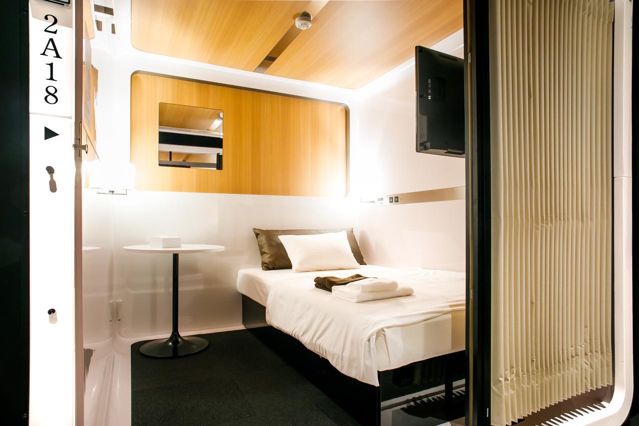 Отель First Cabin Tkp Nagoya Station Экстерьер фото