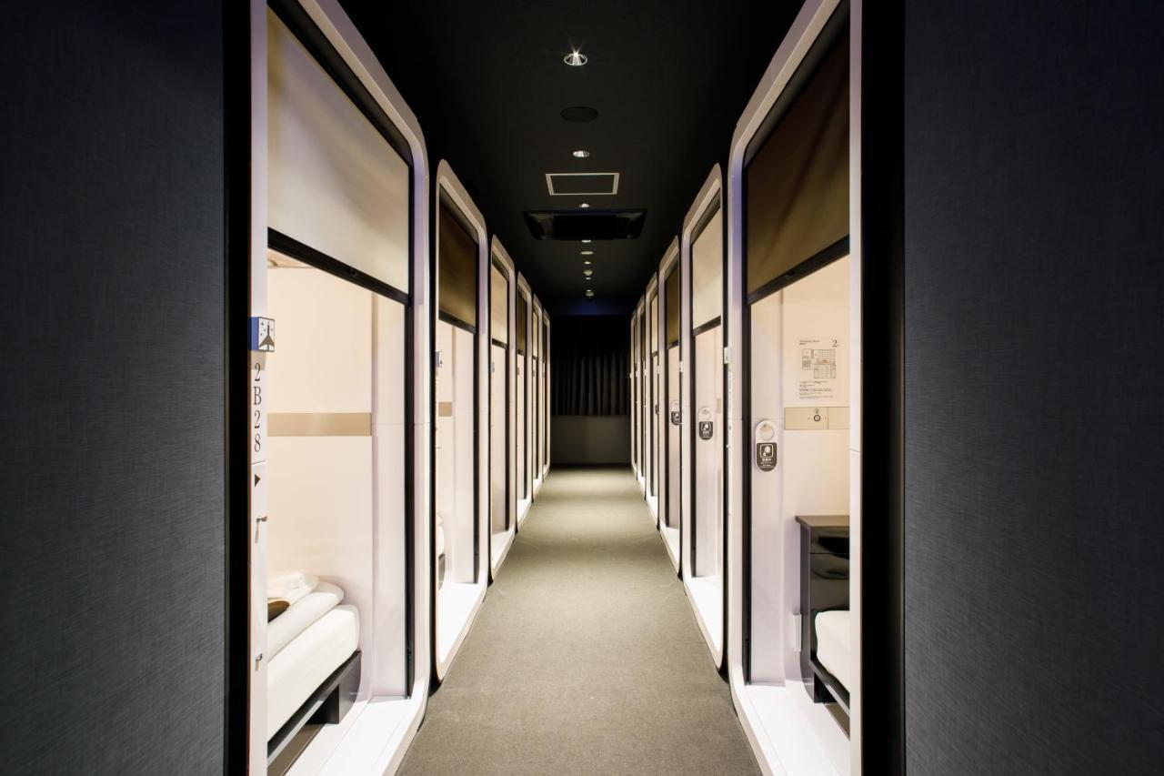 Отель First Cabin Tkp Nagoya Station Экстерьер фото